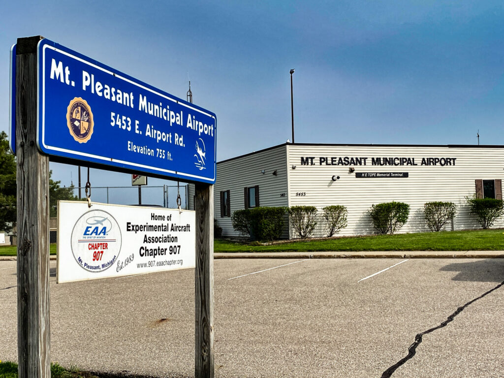 mt pleasant municipal airport Mt. Pleasant Municipal Airport entrance and sign.